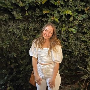 Abercrombie & Fitch Puff sleeve crop